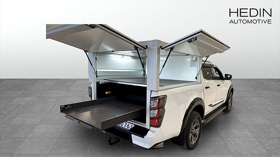 Isuzu D-max 11 of 11