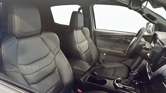 Isuzu D-max 4 of 5