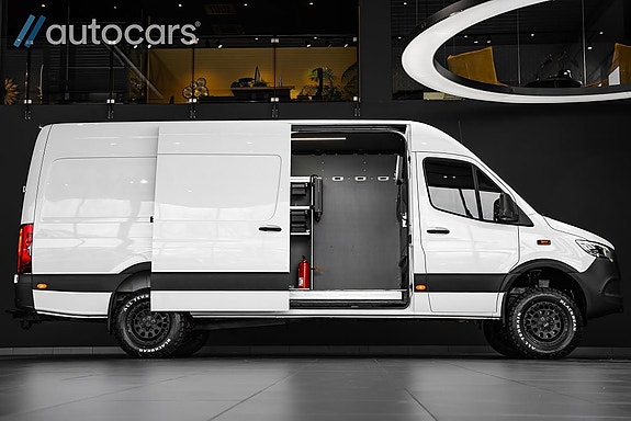 Mercedes-Benz Sprinter 319 2 of 30