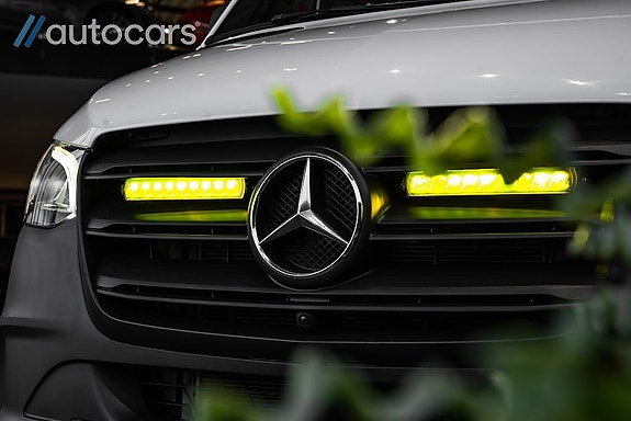 Mercedes-Benz Sprinter 319 11 of 30
