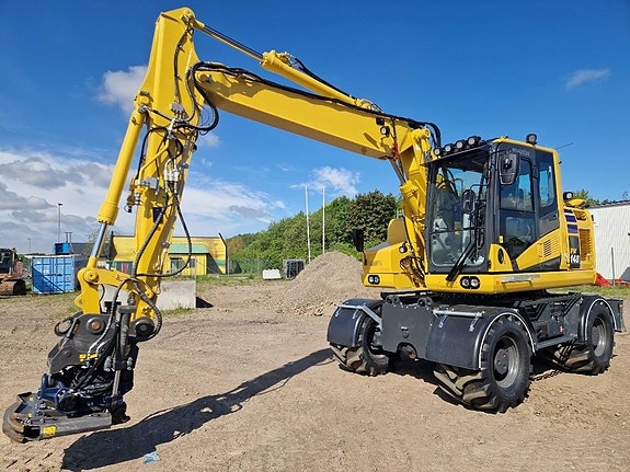 Komatsu PW148-11E0 3 of 5