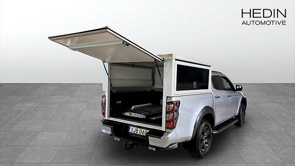 Isuzu D-max 12 of 12