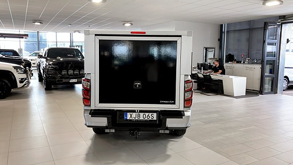 Isuzu D-max 7 of 12
