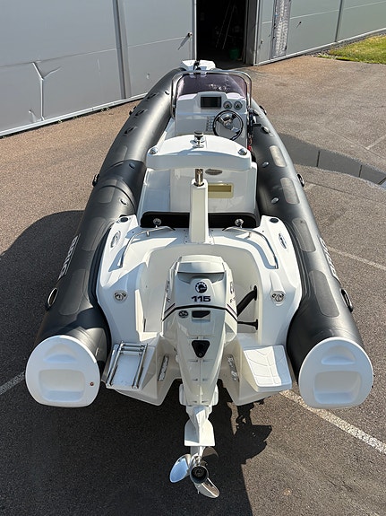 Brig Eagle 580 säljes till höstpris 7 of 11
