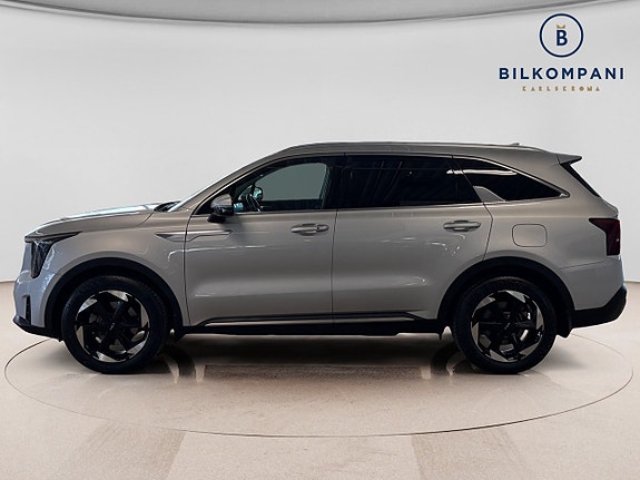 Kia Sorento 2 of 18