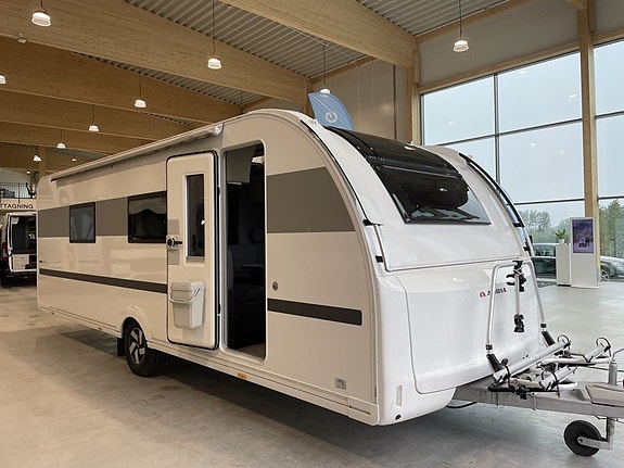 Adria Alpina 663 HT / ALDE / Markis / Frontkök / AC / Tvärställd-Queens-bed