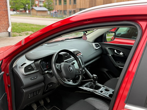 Renault Kadjar 4 of 5