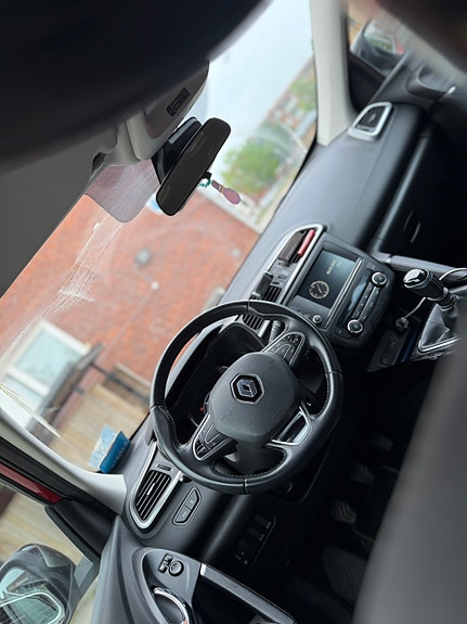 Renault Kadjar 3 of 5