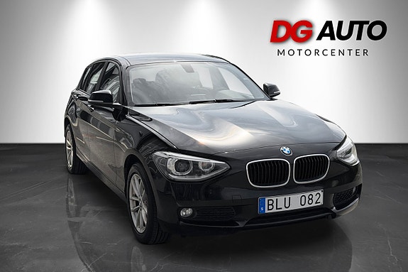 BMW 116d 3 of 5