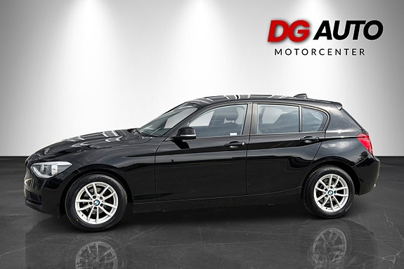 BMW 116d 4 of 5