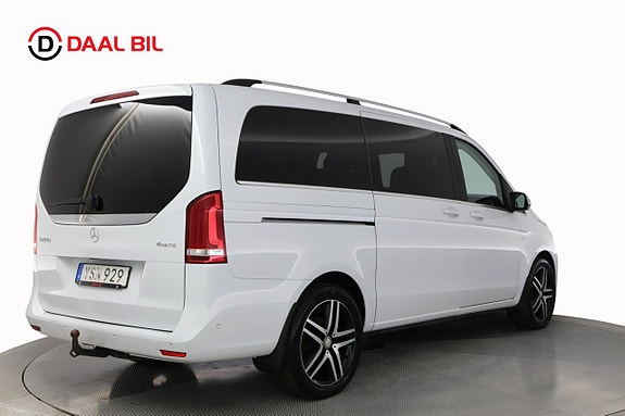 Mercedes-Benz V250 6 of 26