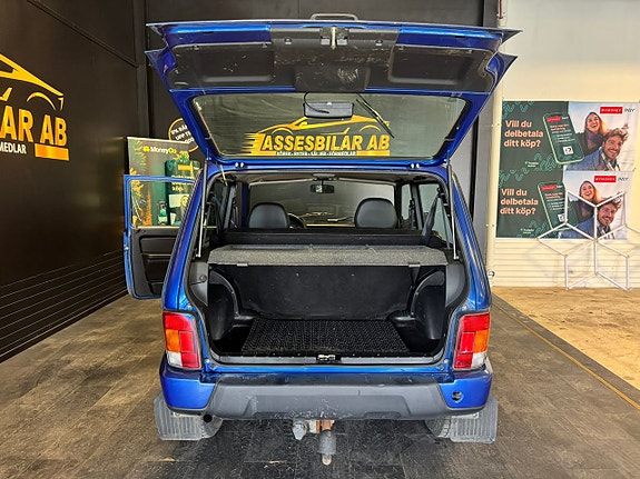 Lada Niva 10 of 21