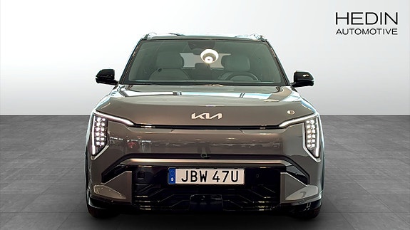 Kia EV3 8 of 16