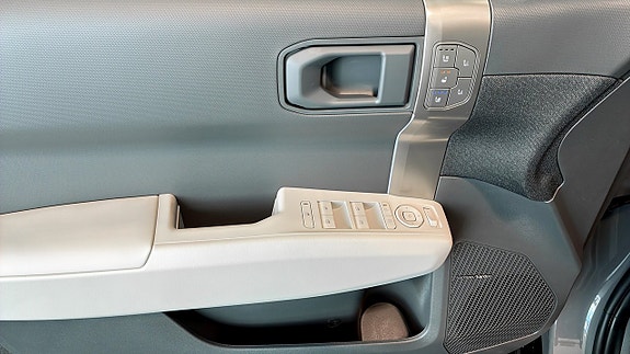Kia EV3 11 of 16