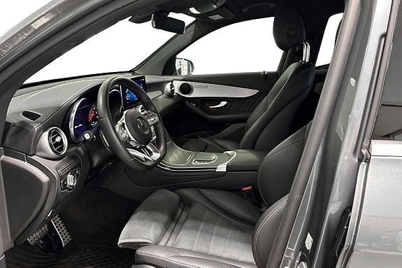 Mercedes-Benz GLC300 e 9 of 13
