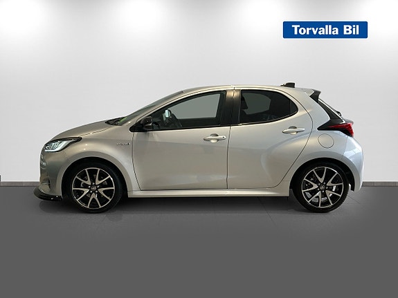 Toyota Yaris 4 of 14