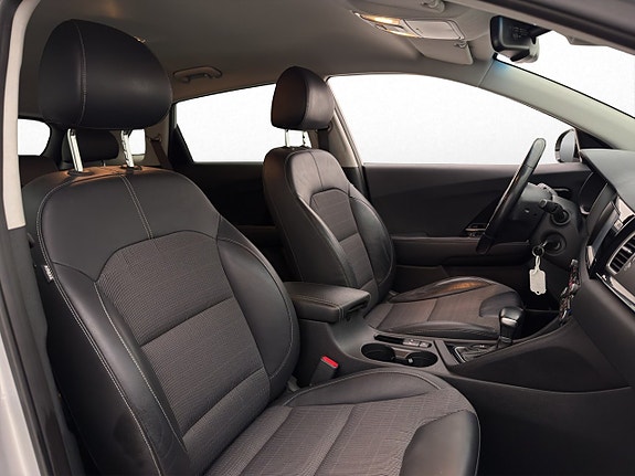Kia Niro 10 of 30
