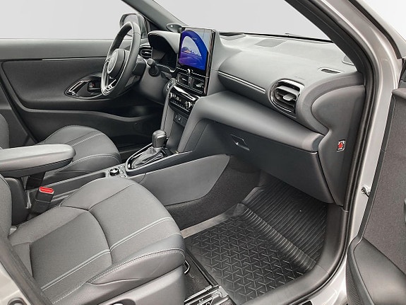 Toyota Yaris Cross 6 of 10