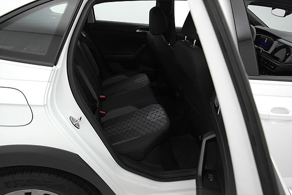 Volkswagen Taigo 21 of 23