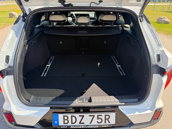 Kia K4 13 of 18