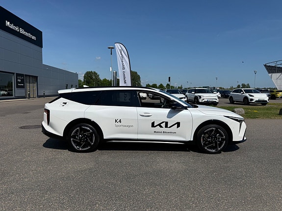 Kia K4 5 of 5