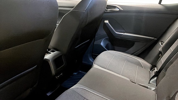 Volkswagen T-Cross 12 of 13