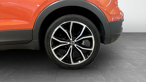 Volkswagen T-Cross 6 of 13