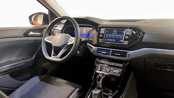 Volkswagen T-Cross 11 of 13