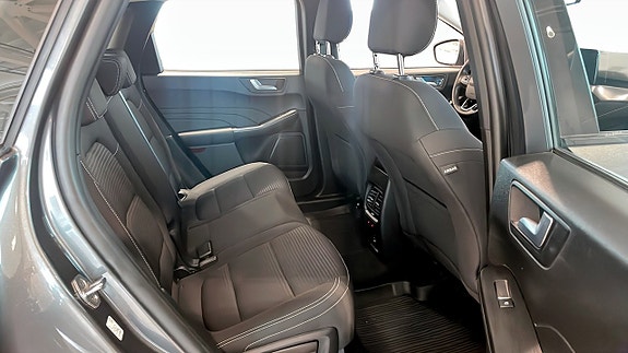 Ford Kuga 5 of 5