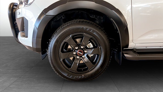 Isuzu D-max 9 of 9