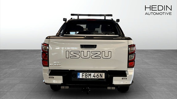 Isuzu D-max 7 of 9