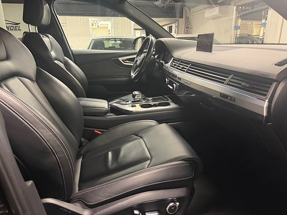 Audi Q7 5 of 5
