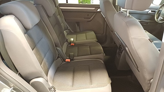 Volkswagen Touran 12 of 15