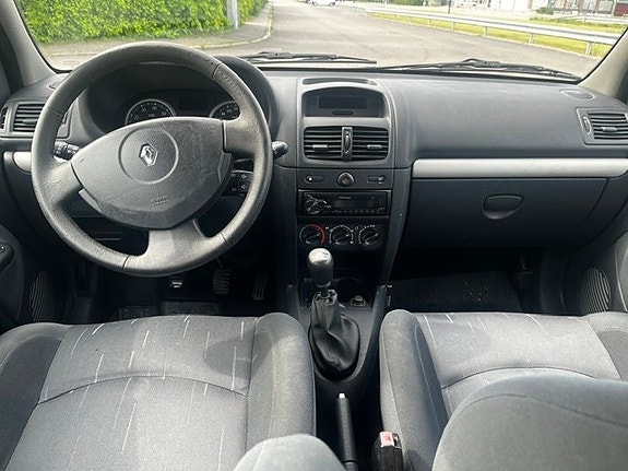 Renault Clio 6 of 6