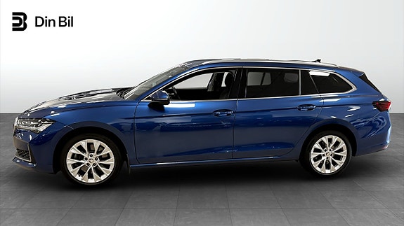 Skoda Superb 2 of 12