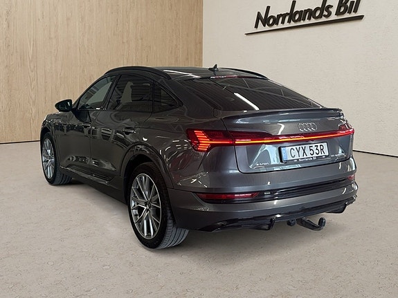 Audi e-tron 3 of 13
