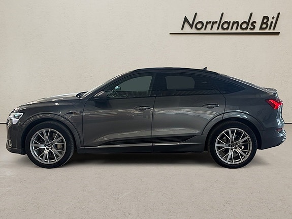 Audi e-tron 2 of 13