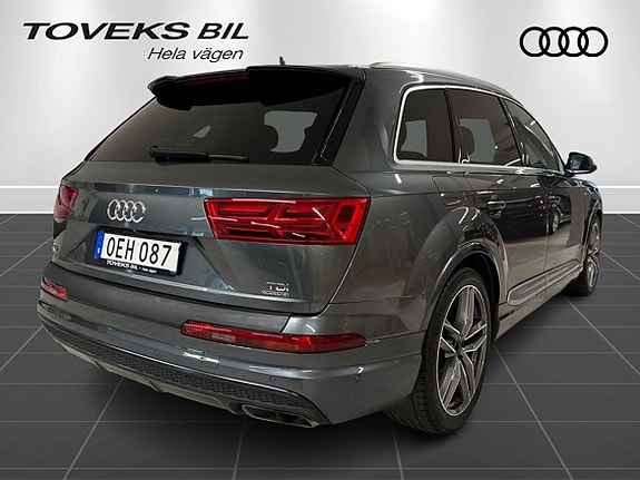 Audi Q7 5 of 27