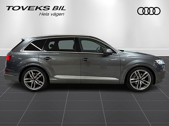 Audi Q7 6 of 27