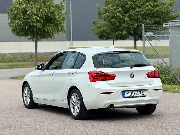 BMW 118i 6 of 15