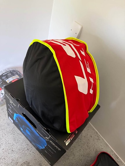 Product image 9 of 9