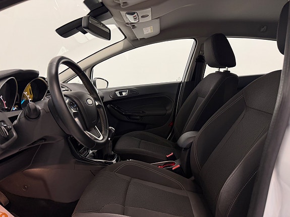 Ford Fiesta 10 of 24
