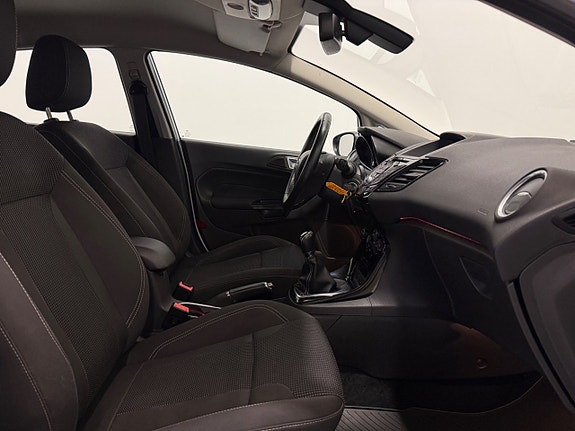 Ford Fiesta 14 of 24