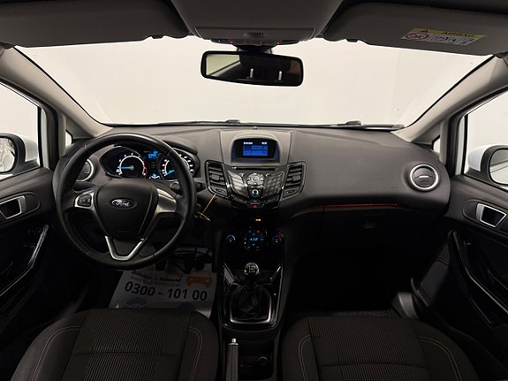 Ford Fiesta 12 of 24