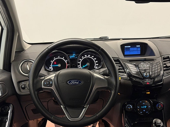 Ford Fiesta 11 of 24