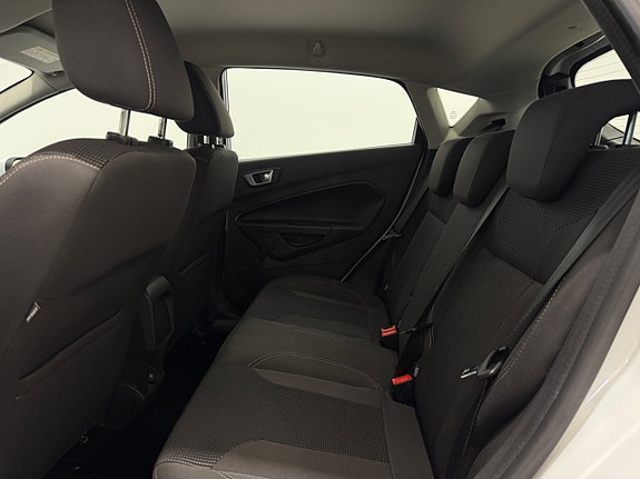 Ford Fiesta 18 of 24