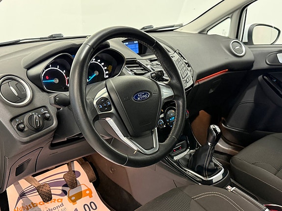 Ford Fiesta 9 of 24