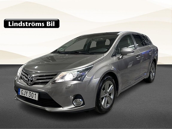 Toyota Avensis 2 of 5