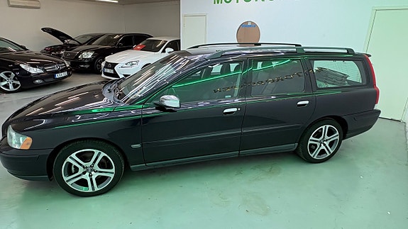 Volvo V70 9 of 20