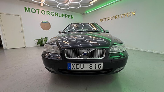 Volvo V70 7 of 20